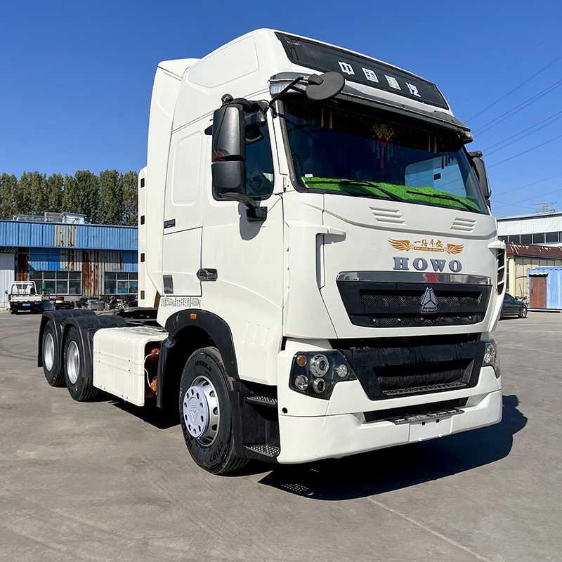 Китай Howo T7 430hp CNG Трактор Подержанный Тягач Sitrak 6*4 10wheeler в Узбекистане