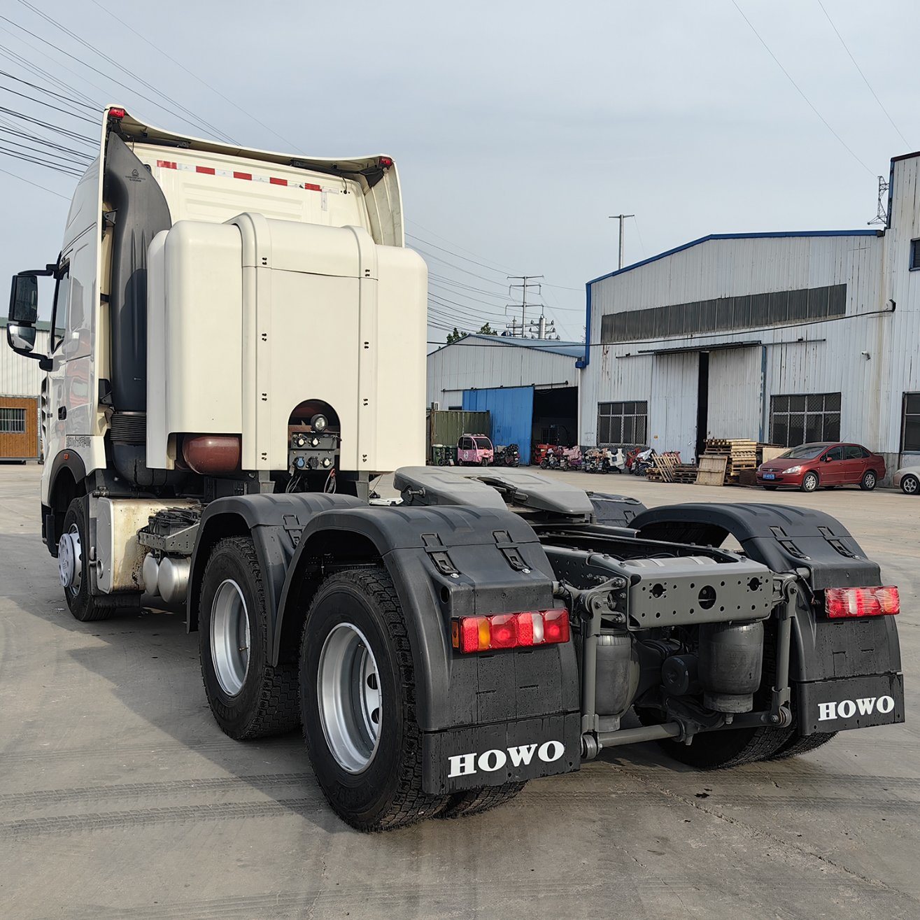 SINOTRUK HOWO использовал тягач Howo T7 430hp 10wheeler 6x4 CNG