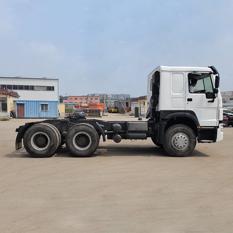 Подержанный 2018 год 6X4 Sino Truck Используемая головка тягача Howo для продажи