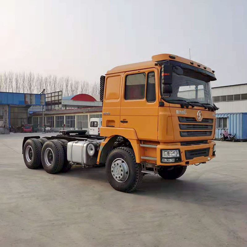 Высококачественный тягач Shacman 6*4 Diesel Euro2/3 12R22.5 2018/2019год для продажи